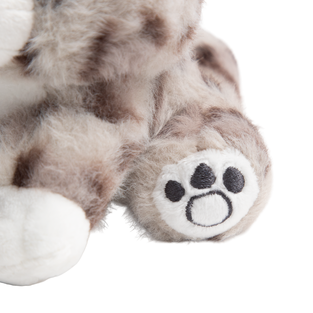 Snow Leopard Plushie Keychain Detail 2